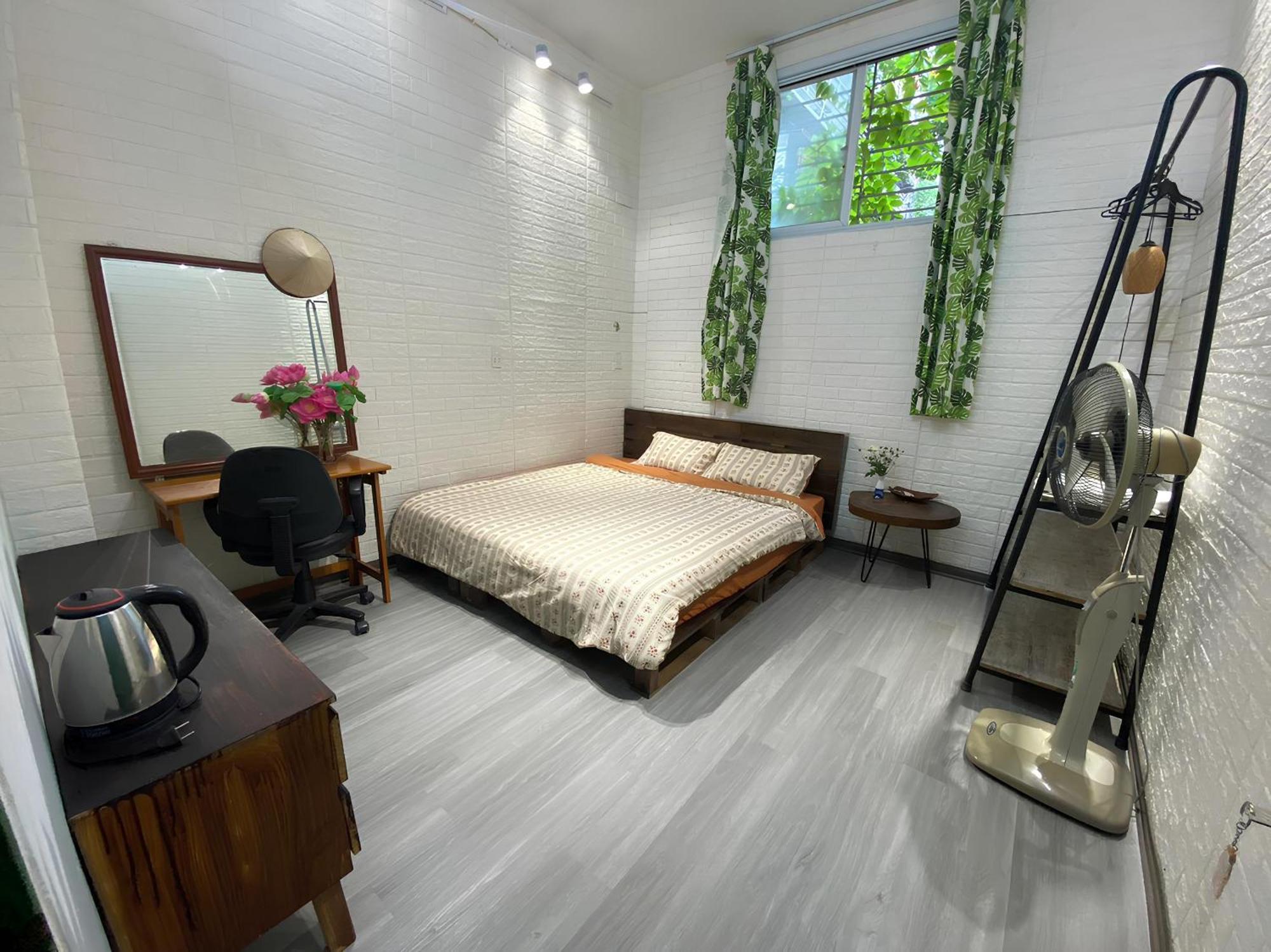 Anchie Home Ly Nam De- Ha Noi Train Street- Ha Noi Old Quarter Hanói Exterior foto